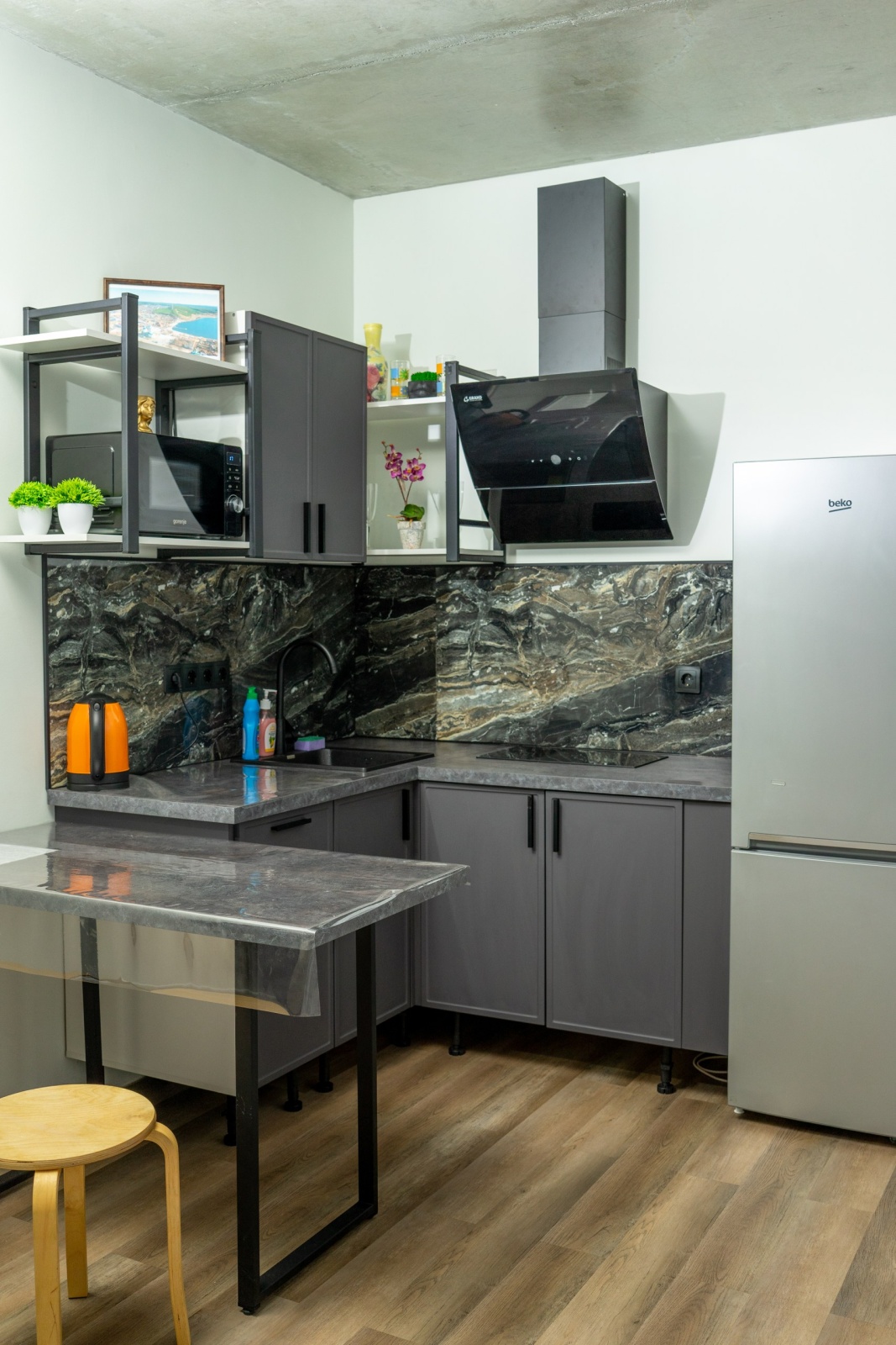 евро двушка (гостиная + спальня) в стиле лофт 