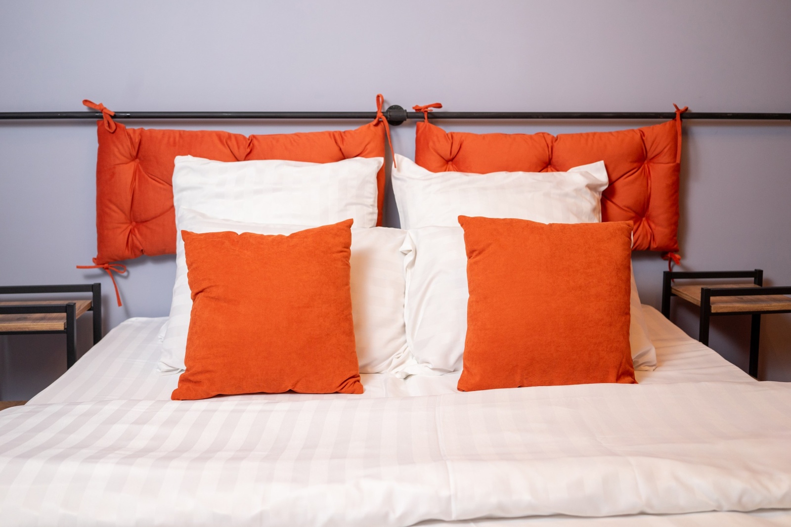 евро двушка (гостиная + спальня) в стиле лофт 