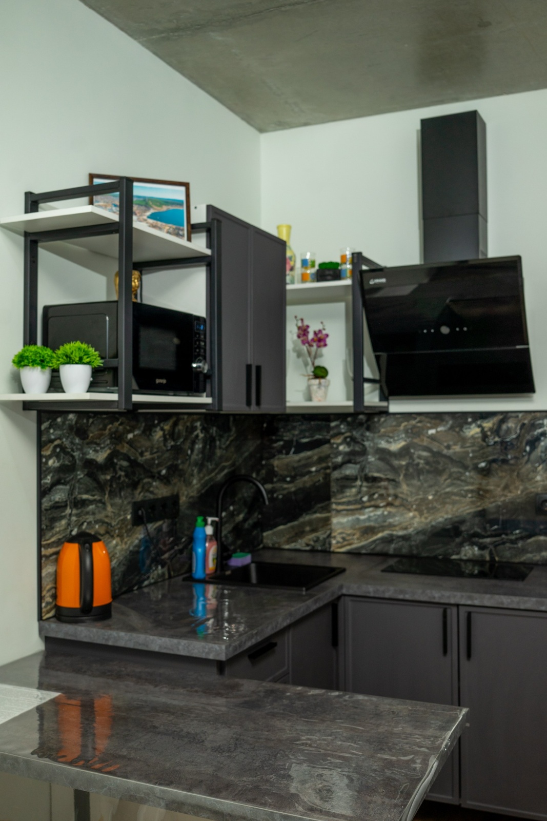 евро двушка (гостиная + спальня) в стиле лофт 