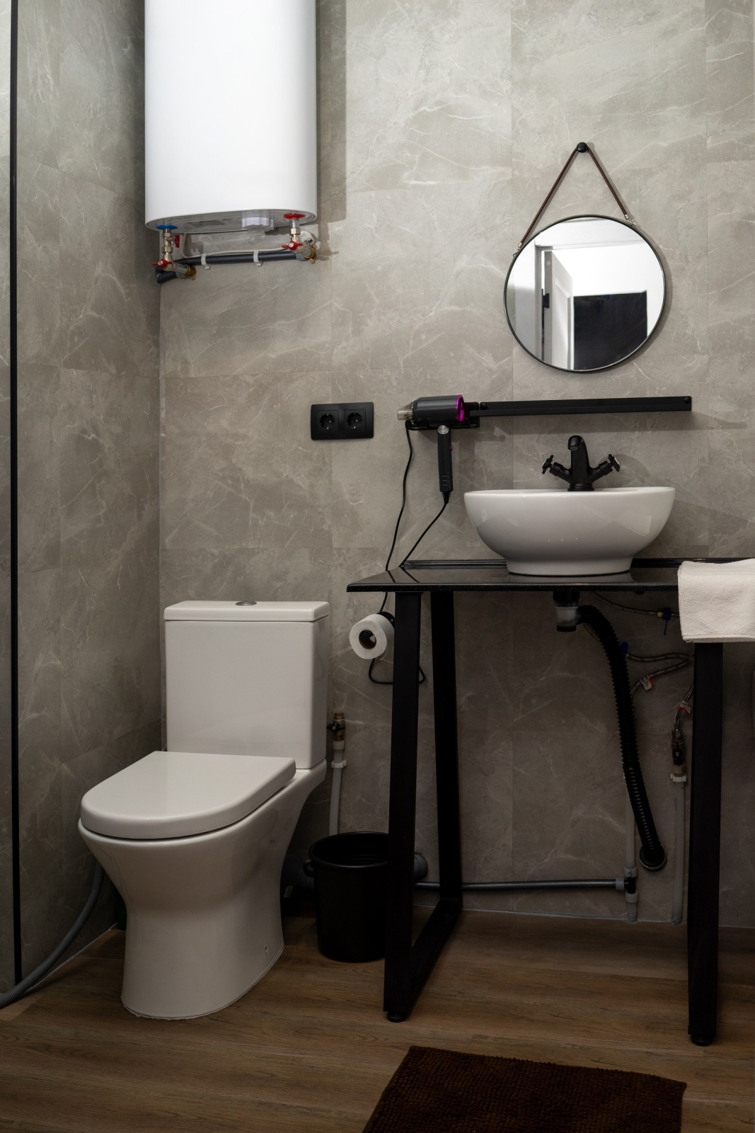 евро двушка (гостиная + спальня) в стиле лофт 