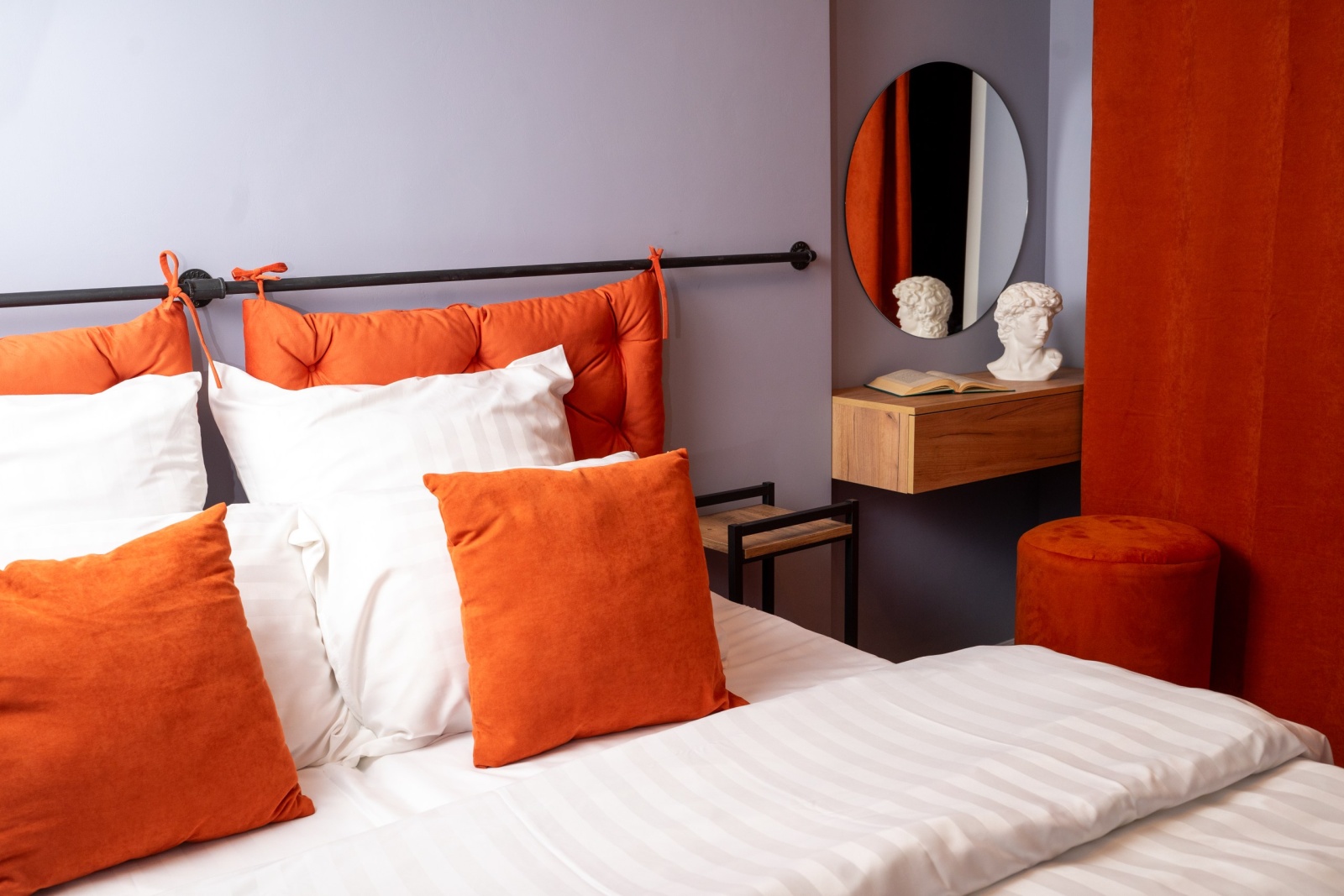 евро двушка (гостиная + спальня) в стиле лофт 