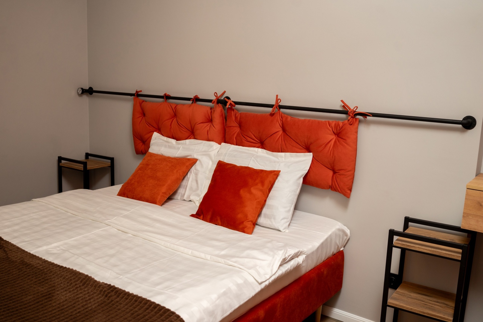 евро двушка (гостиная + спальня) в стиле лофт 